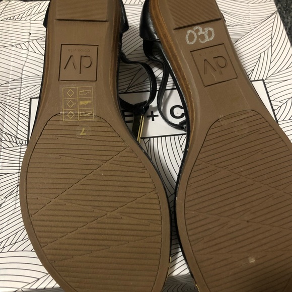 Dolce vita black vegan leather sandals - Picture 3 of 4